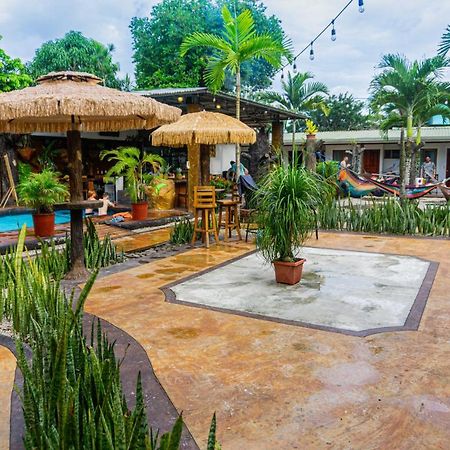 La Fortuna Arenal Poshpacker旅舍 外观 照片